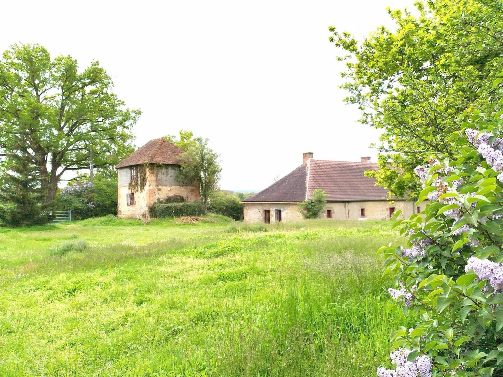 Gite Des Fours Agonges Exterior photo