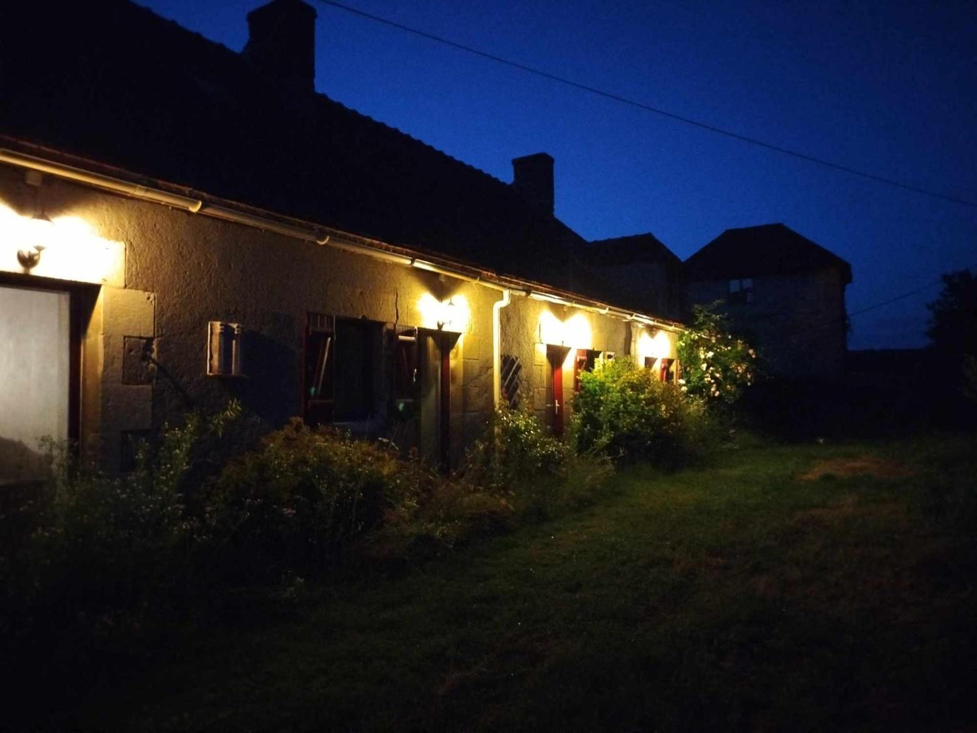 Gite Des Fours Agonges Exterior photo