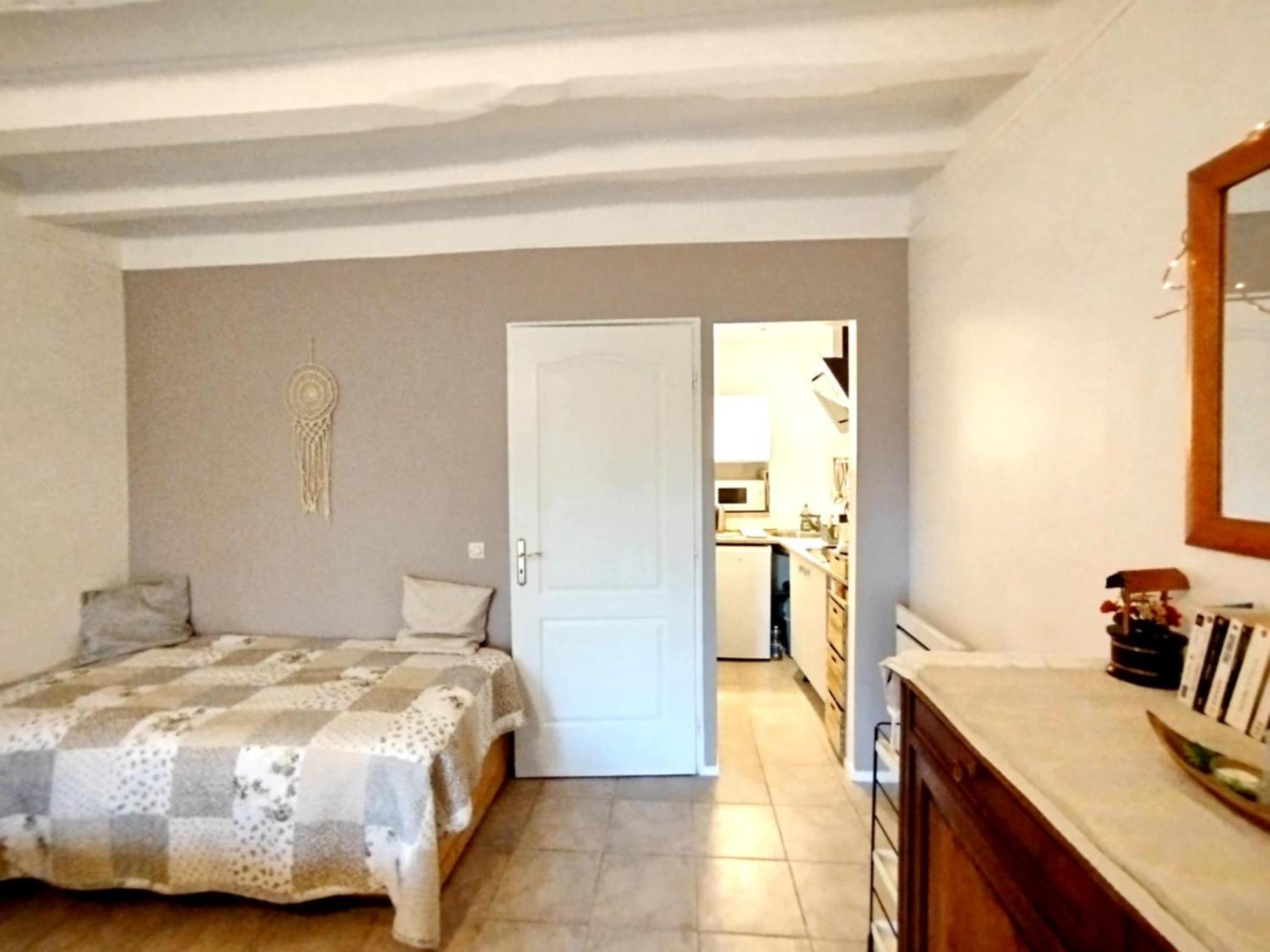 Gite Des Fours Agonges Exterior photo